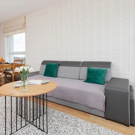 9th Floor And Grey In Brzezno With Two Bedrooms And Parking By Renters Apartamento