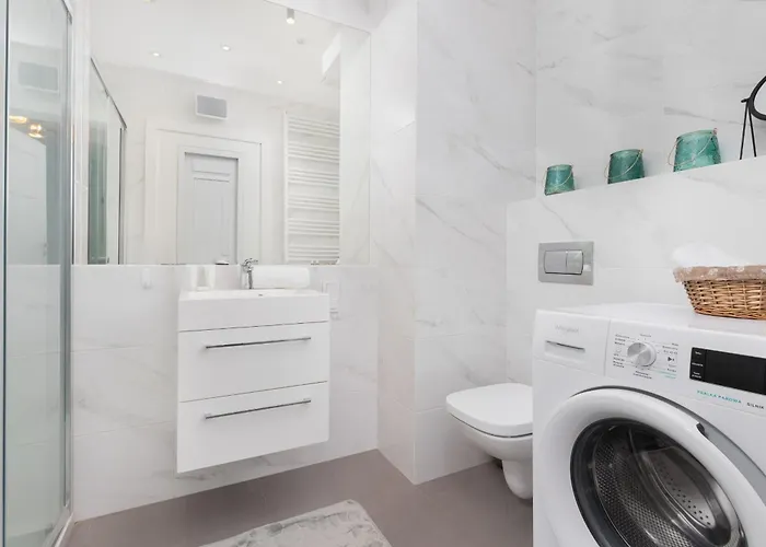 شقة 9th Floor And Grey In Brzezno With Two Bedrooms And Parking By Renters