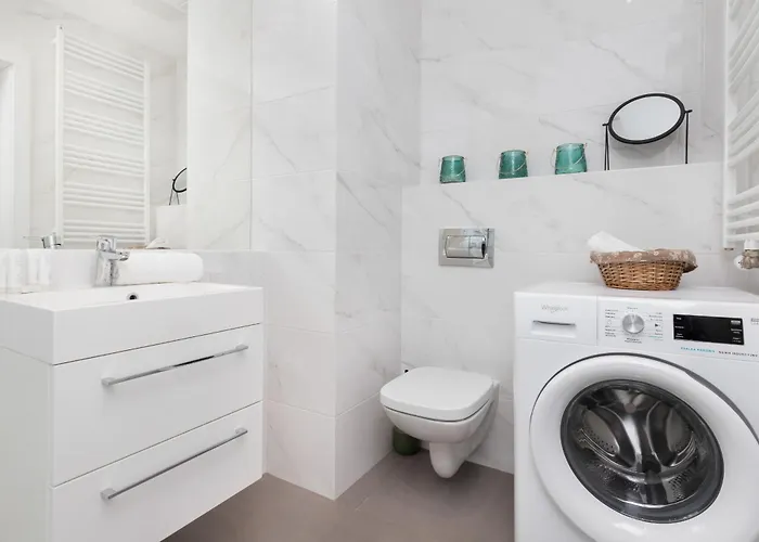 9th Floor And Grey In Brzezno With Two Bedrooms And Parking By Renters شقة غدانسك