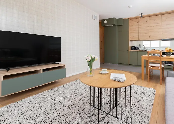 9th Floor And Grey In Brzezno With Two Bedrooms And Parking By Renters Lägenhet *